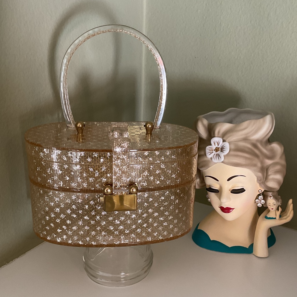 1952 Wilardy Museum Quality Star Dust Lucite Purse Excellent